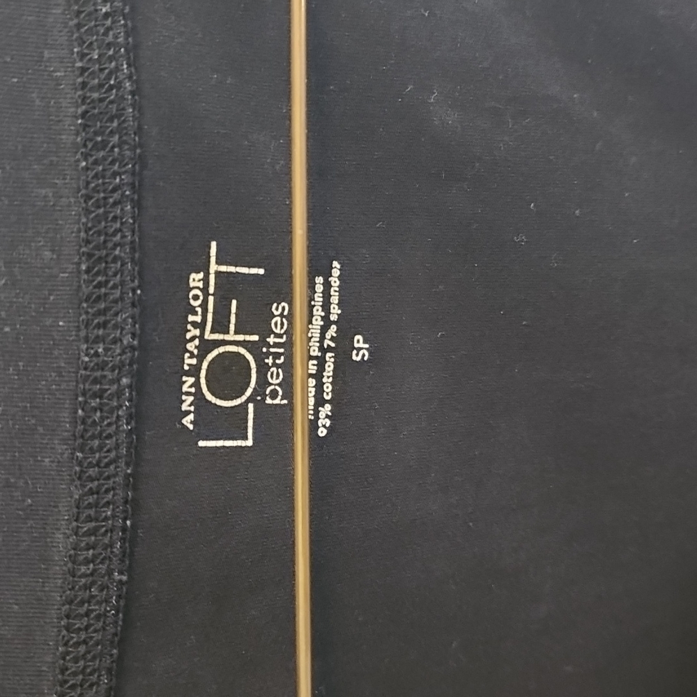 Loft tee shirt - Picture 2 of 4